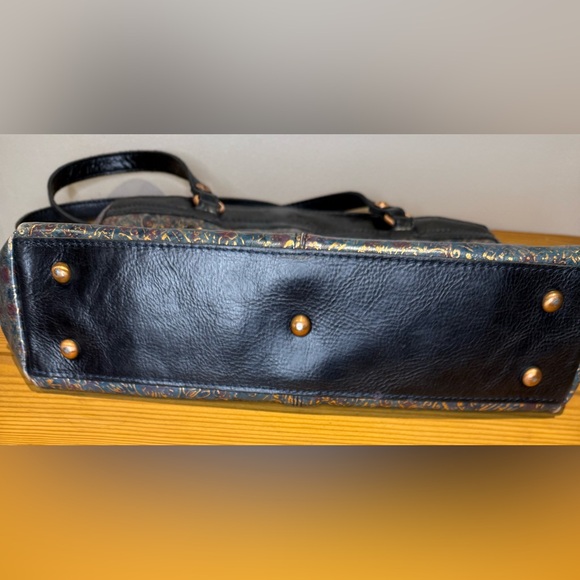 ‼️SOLD OUT‼️‼️Patricia Nash Vintage ‘Kimono’ Tote Bag with Navy Leather Trim - Picture 11 of 13